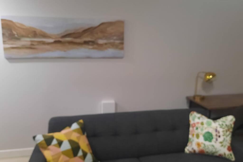 Carsonway Basement Suite 埃德蒙顿 外观 照片